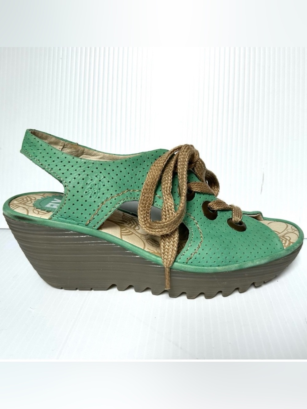 Fly London Yifa Lace-Up Wedge Sandals in Green size 8-8.5 (EU 39)
